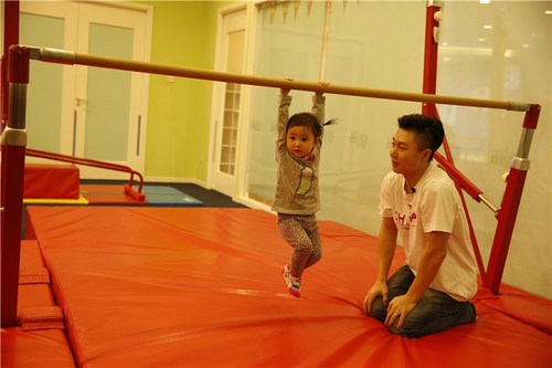 爸爸回来了星爸家产PK 吴尊文莱王子