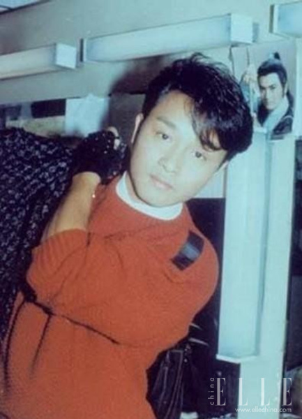 梁朝伟刘德华也卖萌!成熟男星出道时的羞涩模