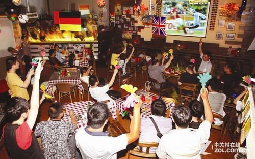 三十年跃看足球瞬间 细数过往看球经历