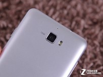 评论过万 京东好评率最高的八款手机推荐