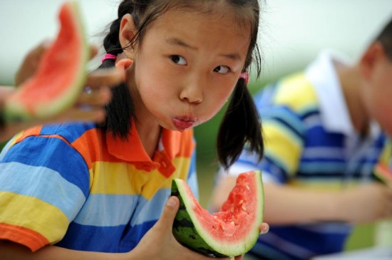 安徽合肥:假日乐享西瓜节