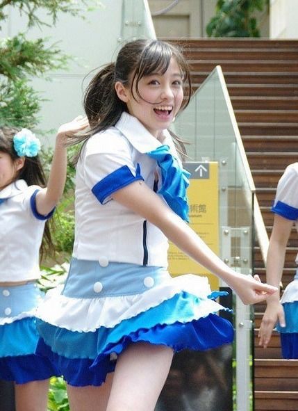 日本14岁美少女网络爆红 被赞千年一遇的天使