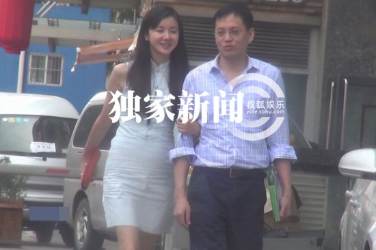 孙菲菲秘密领证成婚 二婚老公曝光非圈内人(图