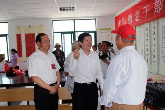 省委组织部副部长、老干部局局长庄同保一行莅