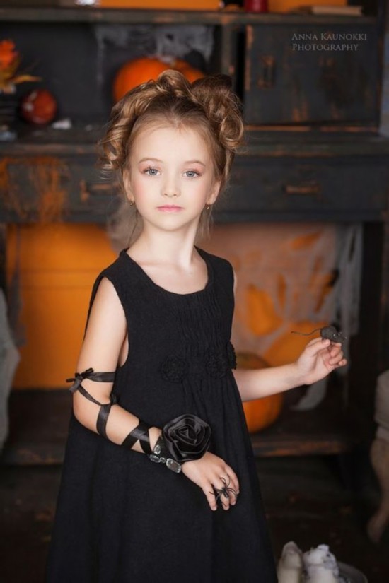 俄罗斯童模精灵古怪 百变萝莉嫩出水(高清组图