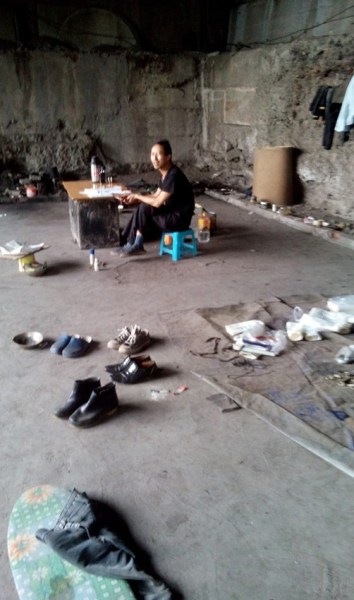 重庆拾荒男子钻研彩票3年 称破解 中奖公式