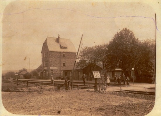 德国人买废弃火车站当房产 最便宜仅8000欧元