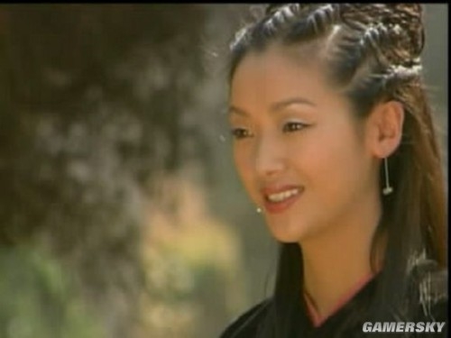 吴倩莲版 这货是小龙女,妈呀。这身黑衣还演清