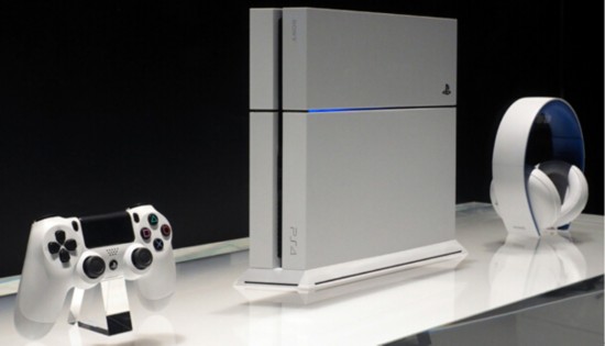 索尼E3 2014发布冰川白PS4 高清图赏