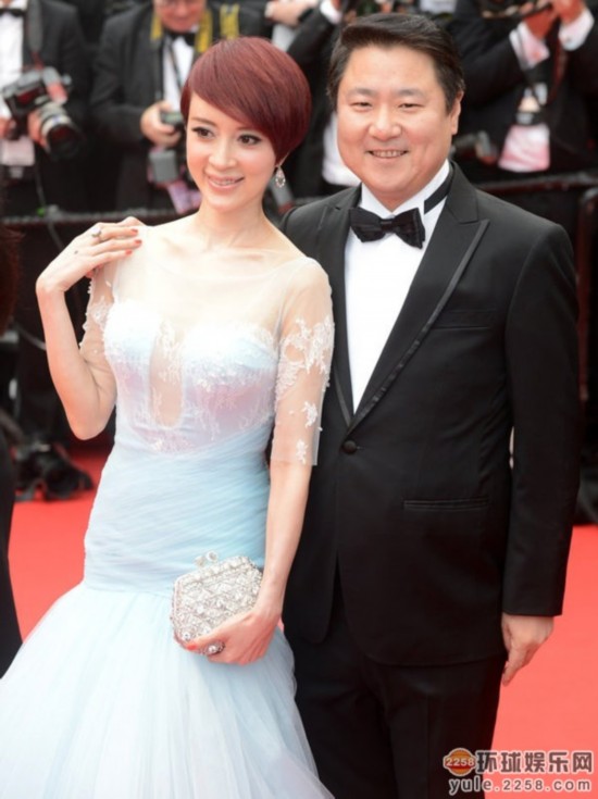 金巧巧嫁富豪蹭日本红毯v电影"妻凭夫贵"的电影好看动画片戛纳女星排行榜图片
