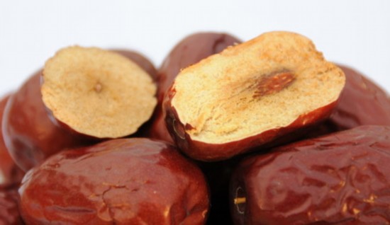 保健养生:大枣的8个食疗养生秘方 增体质稳情