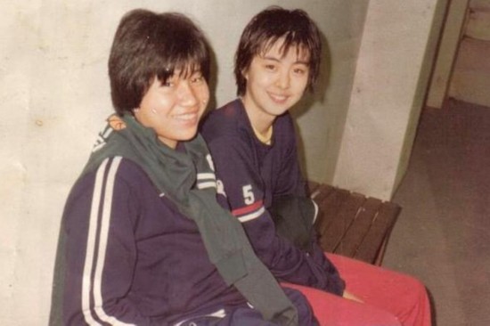 王祖贤打篮球视频被赞真人版赤木晴子 看女星