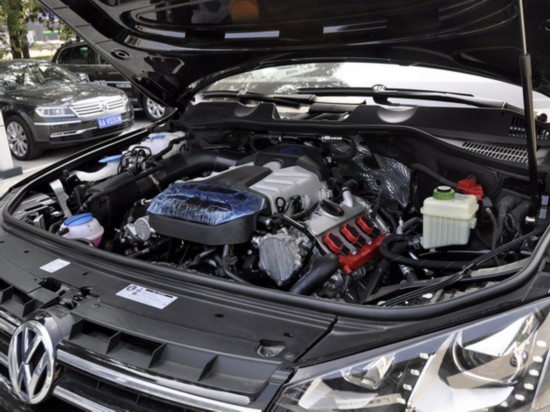 ()  V6 3.0TSI Զ д