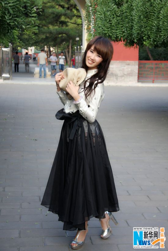 奚望夏日写真曝光 明眸浅笑洋溢青春气息(图)【4】