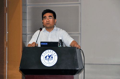 留学人员超过40万 在国外学习生活要注意啥