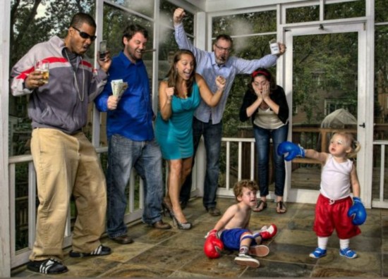 父爱如山!去韩国旅游的美国爸爸