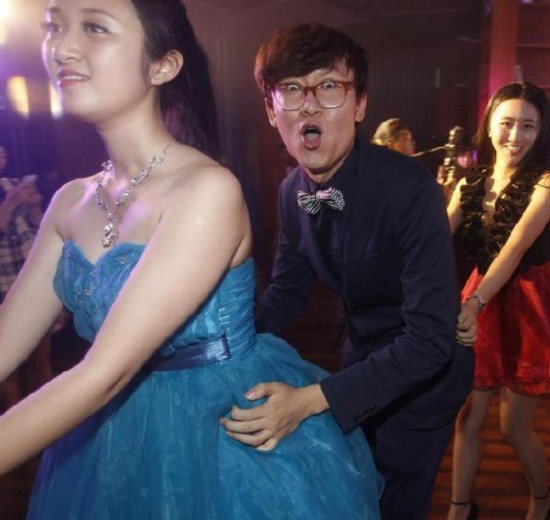 200名郑州高中生办毕业舞会?毕业生优雅方式