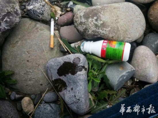 男子为挽回婚姻向前妻直播喝农药