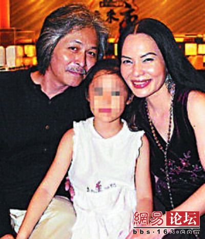 黄奕连发三份律师函离婚反驳老公:遭家暴争女