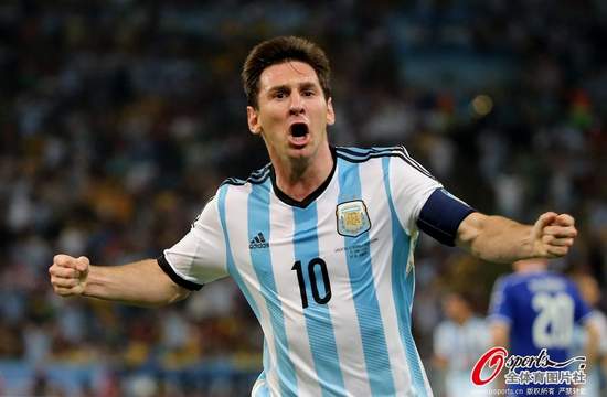 世界杯-梅西破门+造最快乌龙球 阿根廷2-1力克