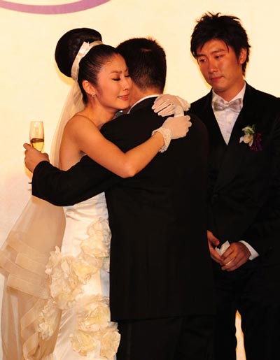 陈慧琳被勒令带孩子刘涛老公财务危机揭豪门女