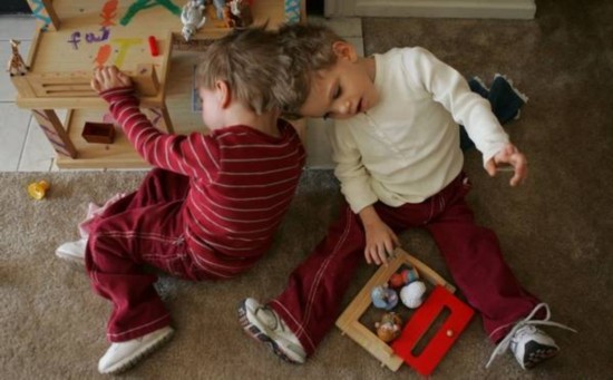 连体婴姐妹分离18年变美女 图揭连体人神秘生