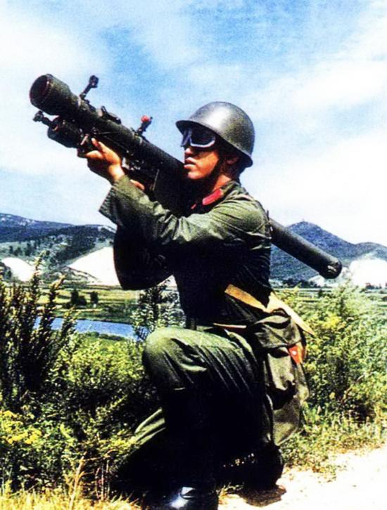 红箭红缨飞弩前卫 中国单兵导弹大揭秘