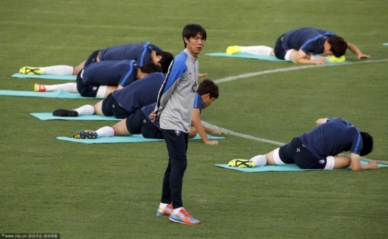 新华社:韩国难扛起亚洲足球大旗 首轮恐难赢一