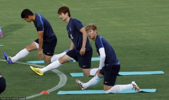 新华社:韩国难扛起亚洲足球大旗 首轮恐难赢一