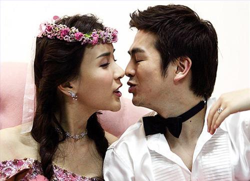 变性人婚纱照_变性人章琳婚纱照(3)