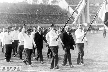 罕见!1930第一届世界杯老照片 乌拉圭夺冠(组