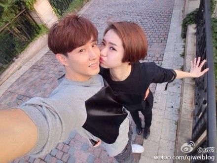 戚薇公布恋情 变暴力女友大扇李承铉巴掌(图)