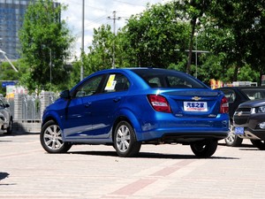 ͨ��ѩ���� ��Ψŷ 2014�� ���� 1.6SX AT ���а�