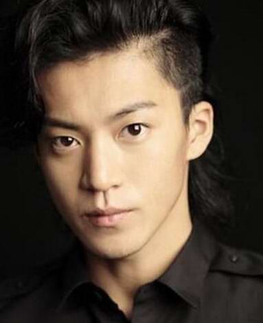 黄奕被讽淫猫 结婚后被窝还没睡热就玩出轨的