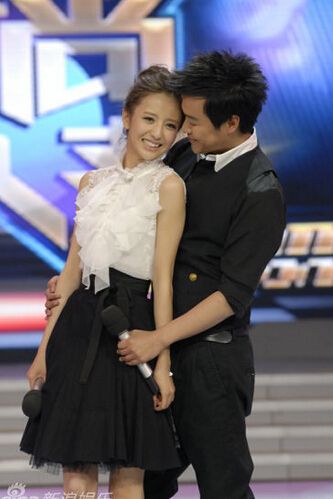 陈思成出轨幽会神秘美女 好友聂远暗讽忘恩负