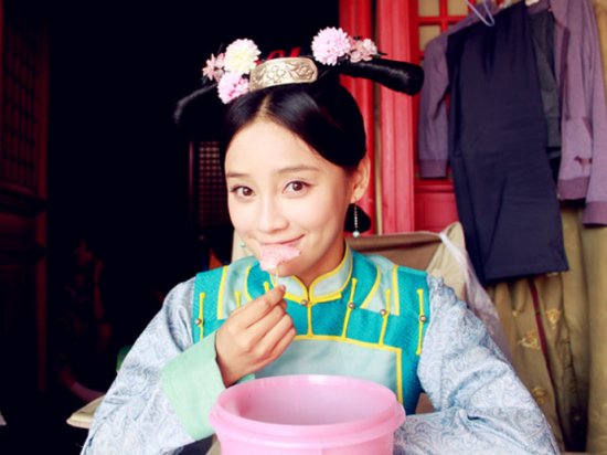 赵丽颖父母是农民 揭娱乐圈女星神秘身世