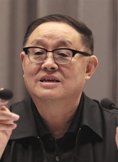 老总请护工_南阳天工集团老总照片(3)