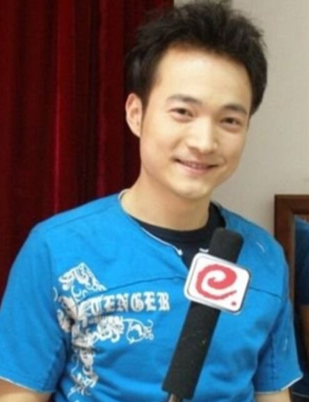 艺人口臭_口臭卡通