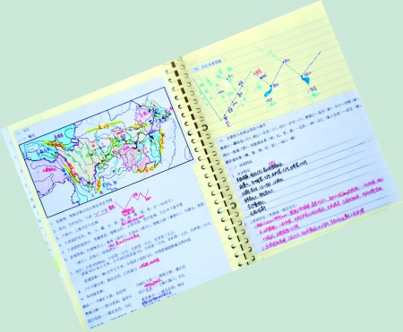 盘点“学霸笔记”：或美不可言或不明觉厉（图）
