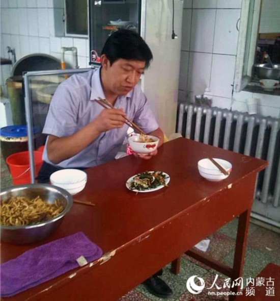 �緹�Ƕ������棬���߳Ա߿�ʳ�õ������������мҵ�ζ����
