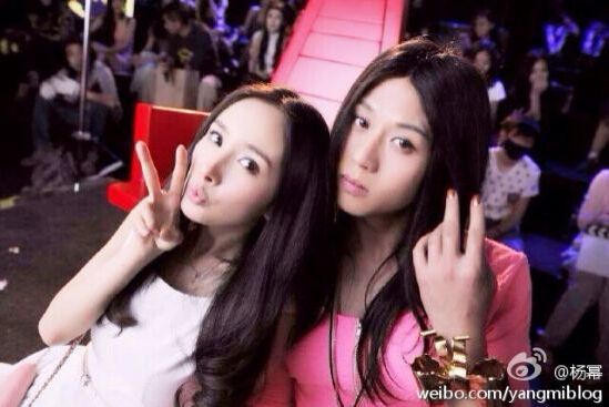 邓超扮无死角美女与杨幂闺蜜 男星扮女装谁更