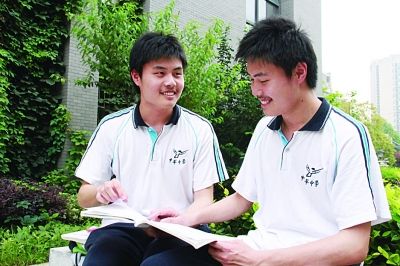 南京2020中学一本达_2020年南京市高考成绩骄人,400分以上达442人