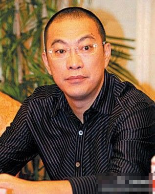 宁财神因吸毒被行政拘留 警方查获一包冰毒