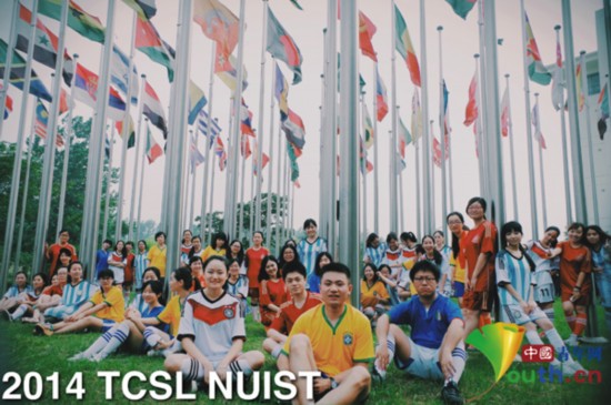 毕业季遇上世界杯 伤感碰撞激情