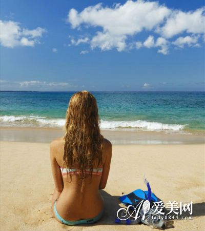 小心晒出皮肤癌! 海边游玩9个健康贴士