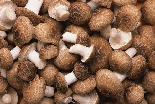 养生保健:睡前狂吃也不会长胖的20种食物