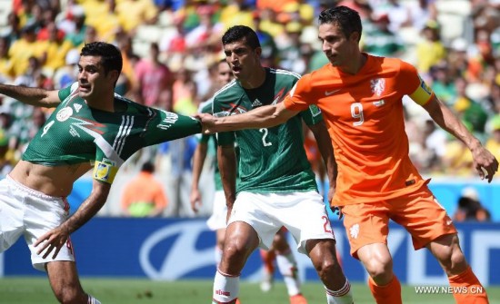 Netherlands won 2-1 over Mexico and qualified for Quarter-finals on Sunday.