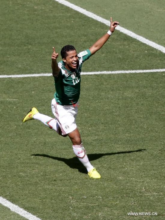 Netherlands won 2-1 over Mexico and qualified for Quarter-finals on Sunday.