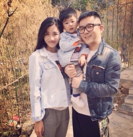 抱子怀女美女硕士海量生活照