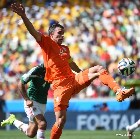 Netherlands won 2-1 over Mexico and qualified for Quarter-finals on Sunday.